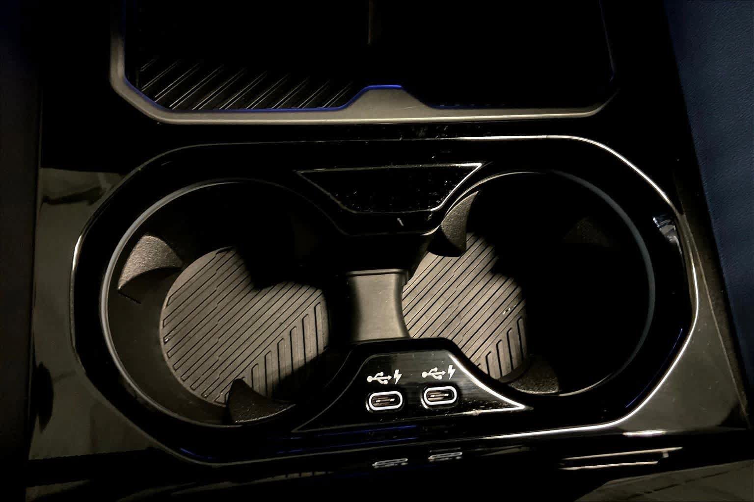 Certified 2025 BMW 530i image 34