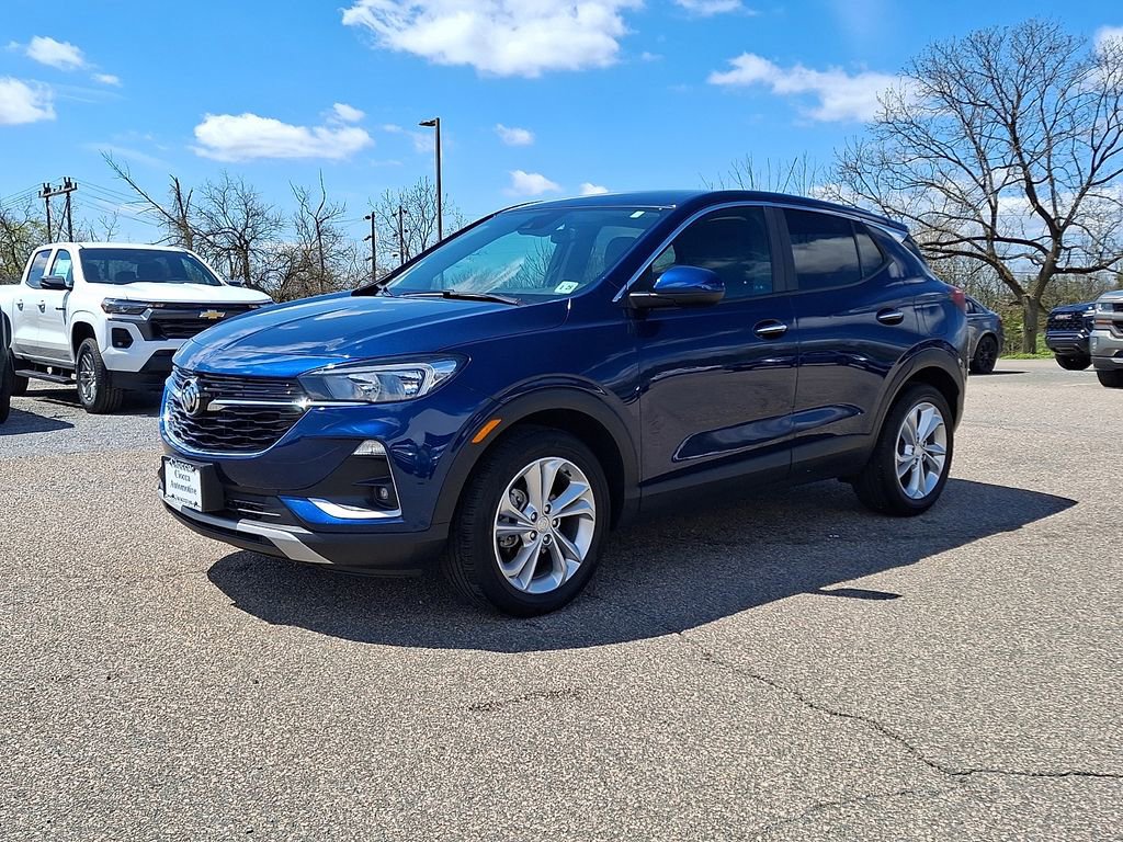 Used 2023 Buick Encore GX Preferred w/ Cold Weather Comfort Package FWD image 6