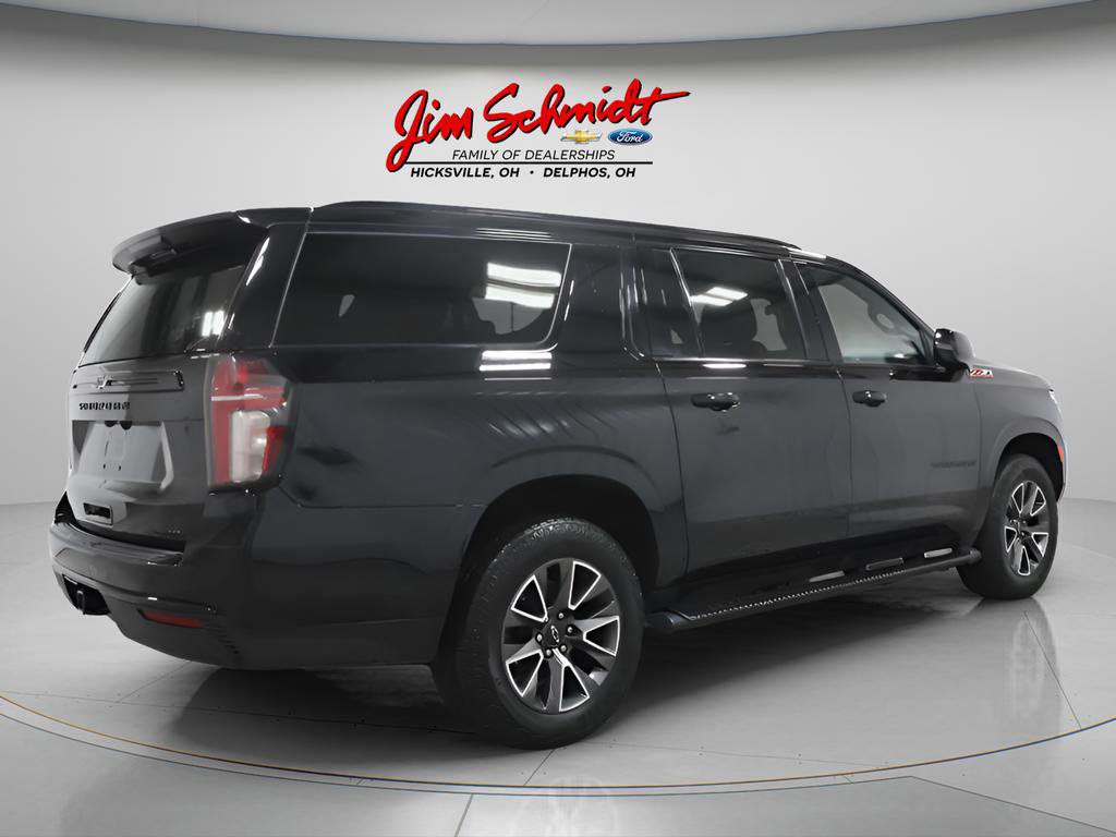 Used 2023 Chevrolet Suburban Z71 w/ Luxury Package AWD/4WD image 6
