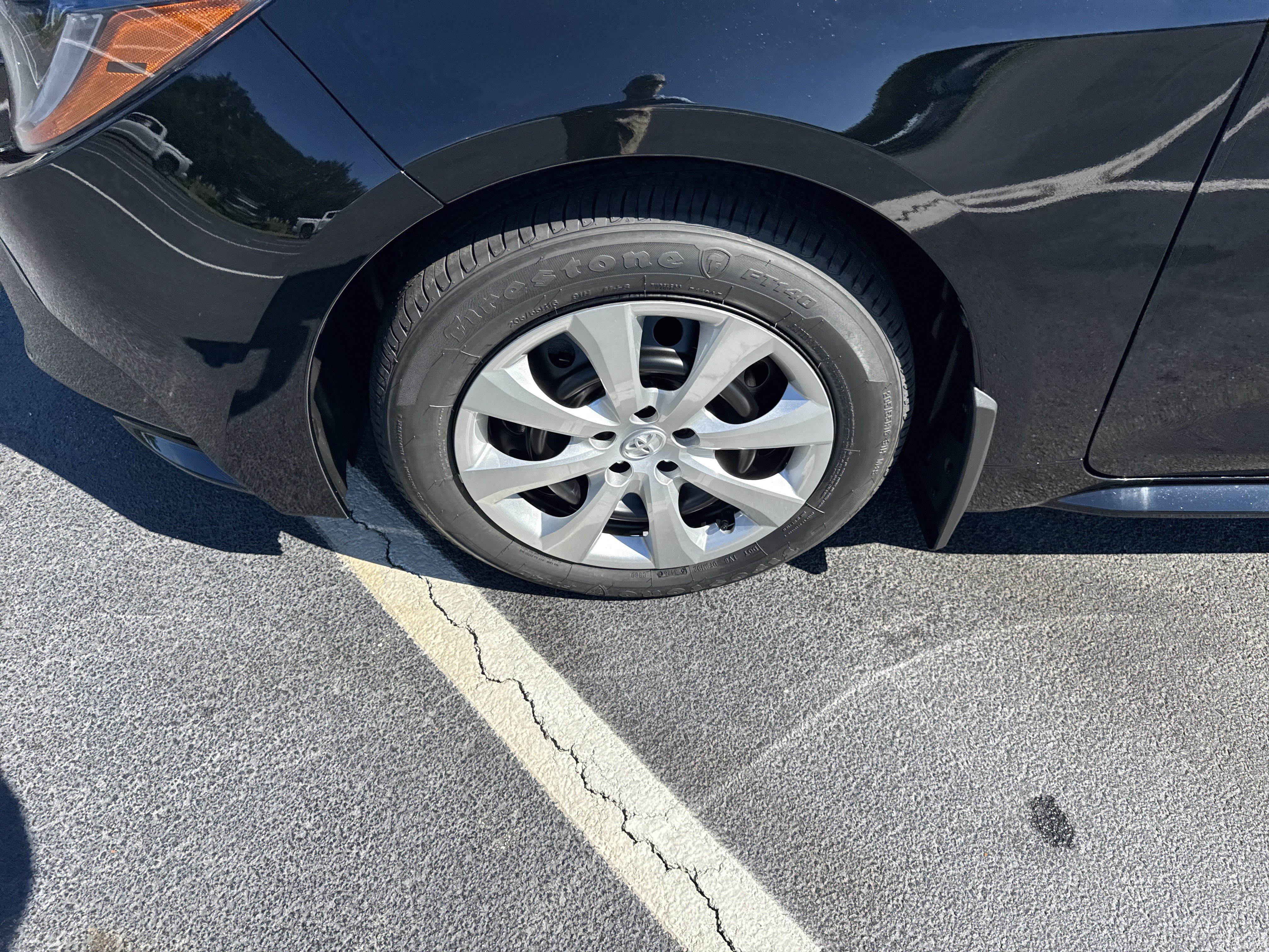 New 2027 Toyota Corolla LE FWD image 9