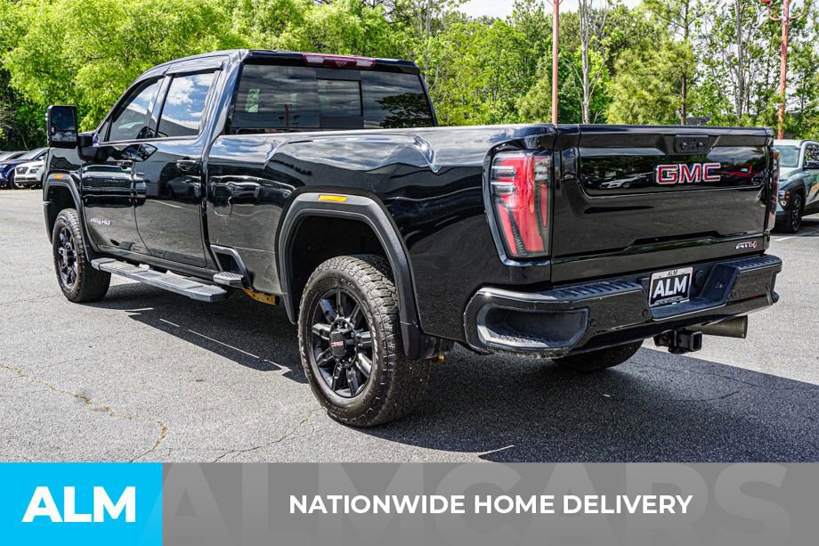 Used 2024 GMC Sierra 2500 AT4 w/ Technology Package AWD/4WD image 5