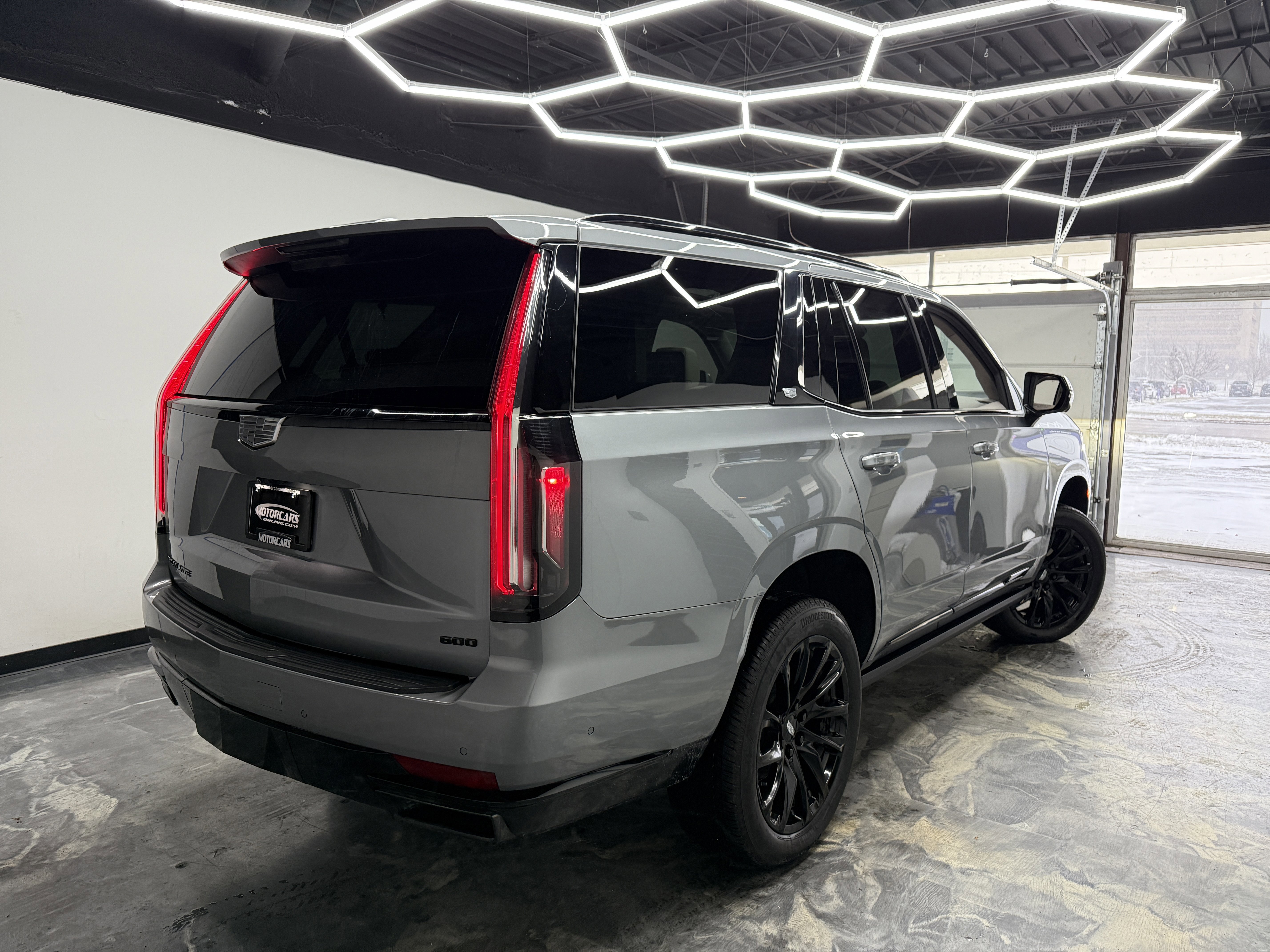 Used 2024 Cadillac Escalade Sport Platinum image 3