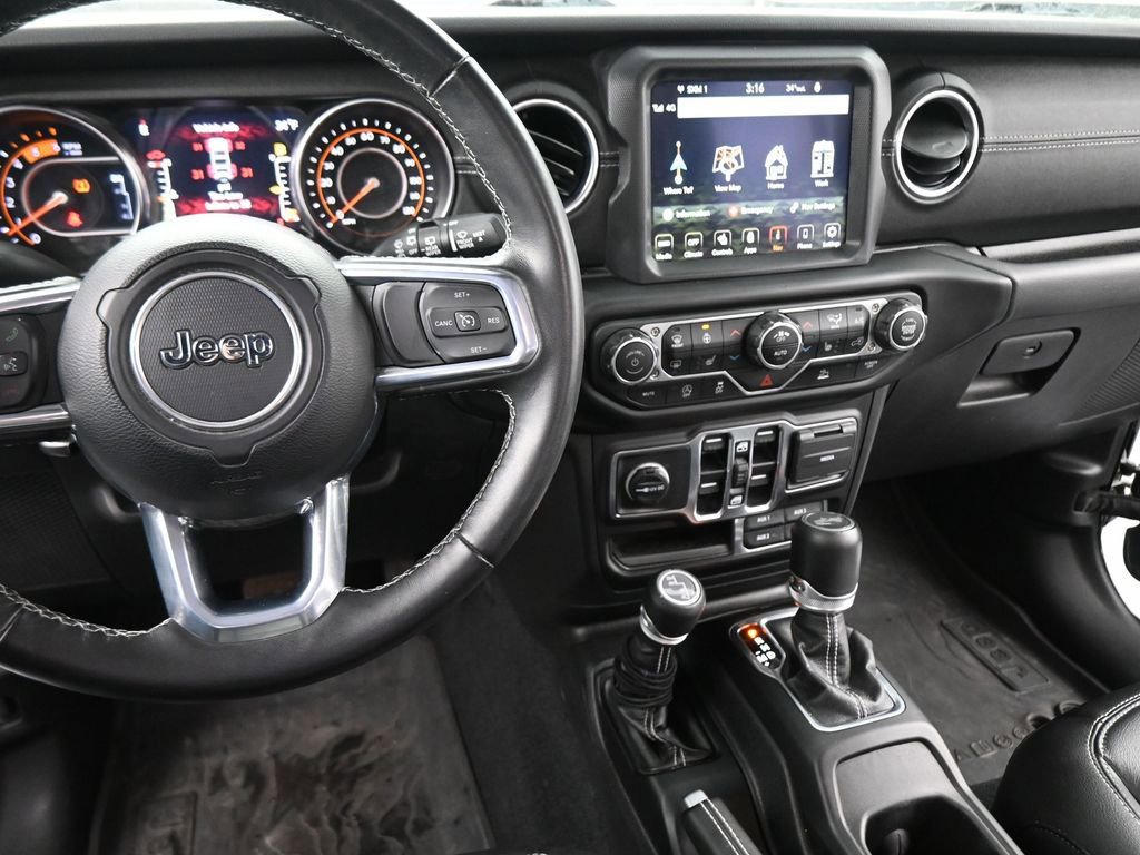 Used 2023 Jeep Wrangler Sahara w/ Cold Weather Group image 39