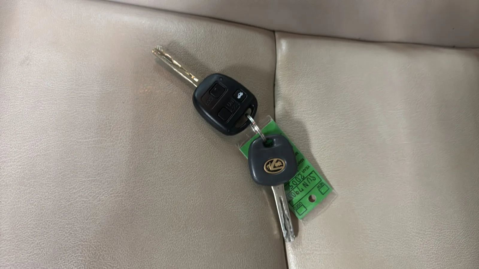 Used 2005 Lexus RX 330 AWD image 23