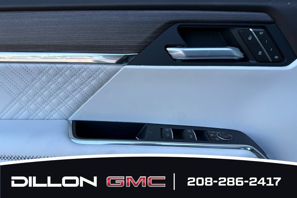 New 2026 GMC Acadia Denali w/ Super Cruise Package FWD image 8