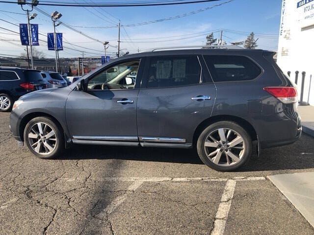 Used 2013 Nissan Pathfinder Platinum w/ Platinum Premium Pkg AWD/4WD image 6