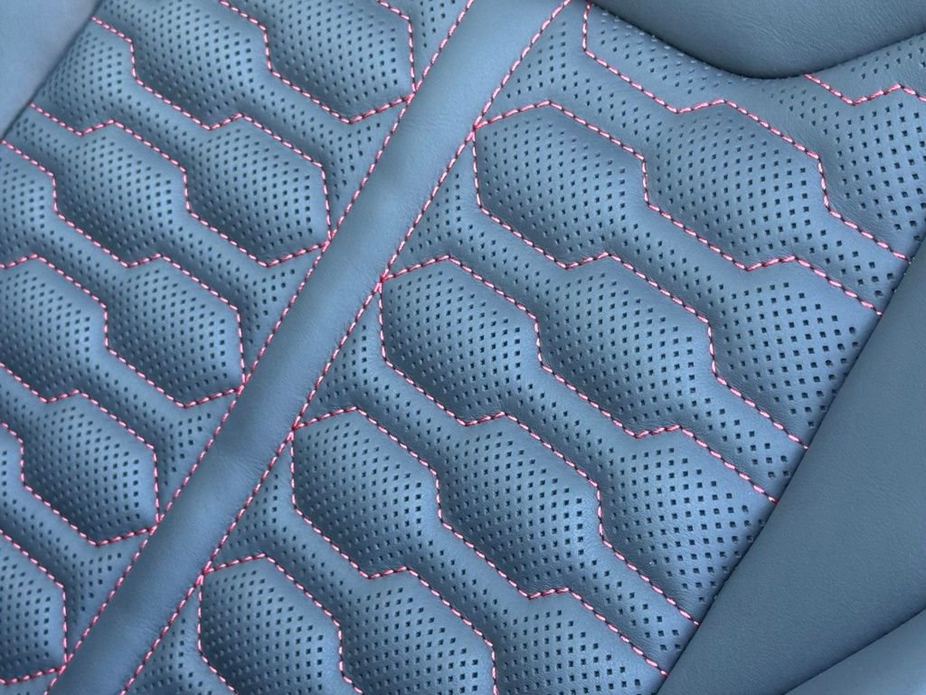 Used 2024 Audi RS Q8 w/ Black Optic Package image 19