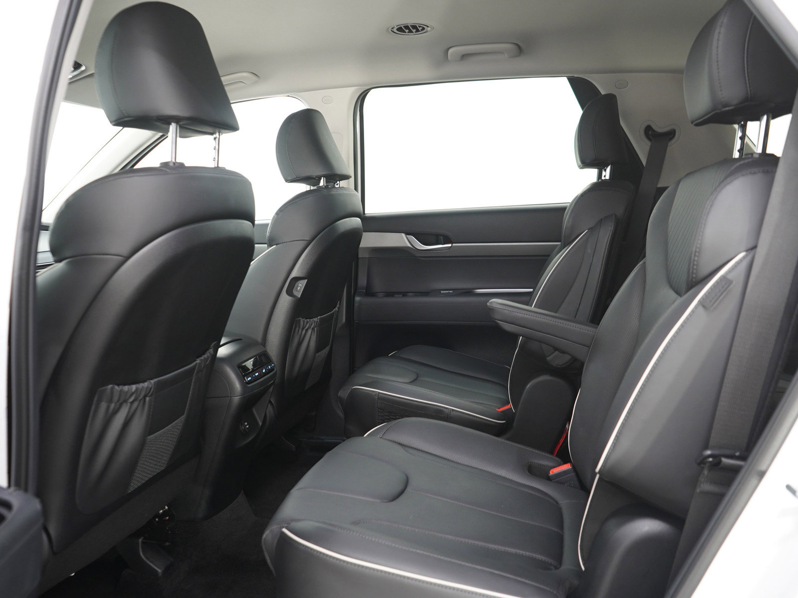 Used 2025 Hyundai Palisade SEL AWD/4WD image 16