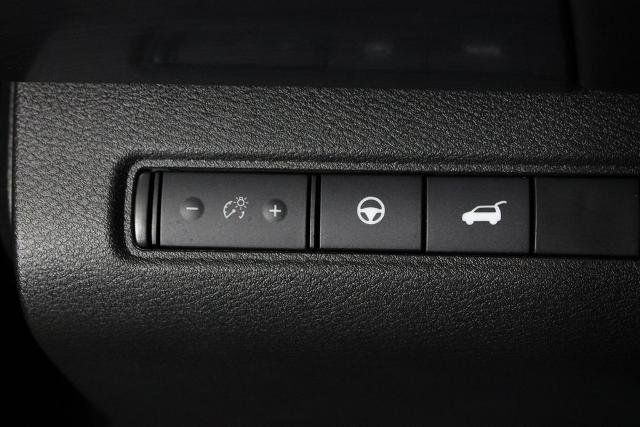 Certified 2024 Nissan Pathfinder SL w/ Cargo Package FWD image 25