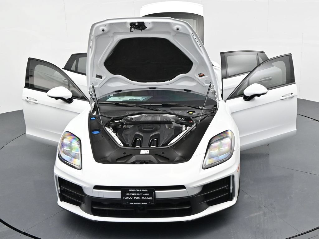 Certified 2024 Porsche Panamera 4 AWD/4WD image 21