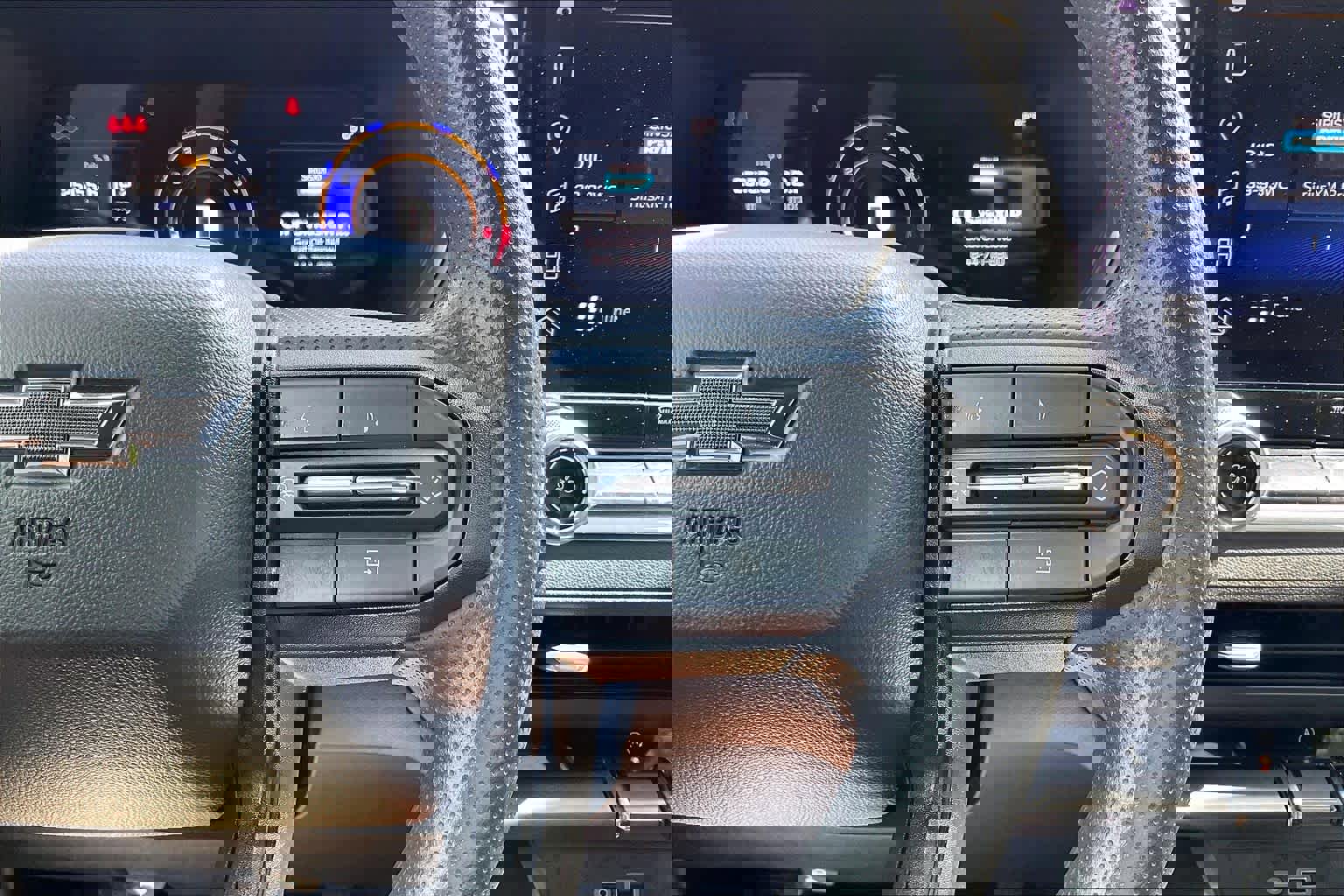 Certified 2024 Chevrolet Colorado Trail Boss w/ Technology Package image 19