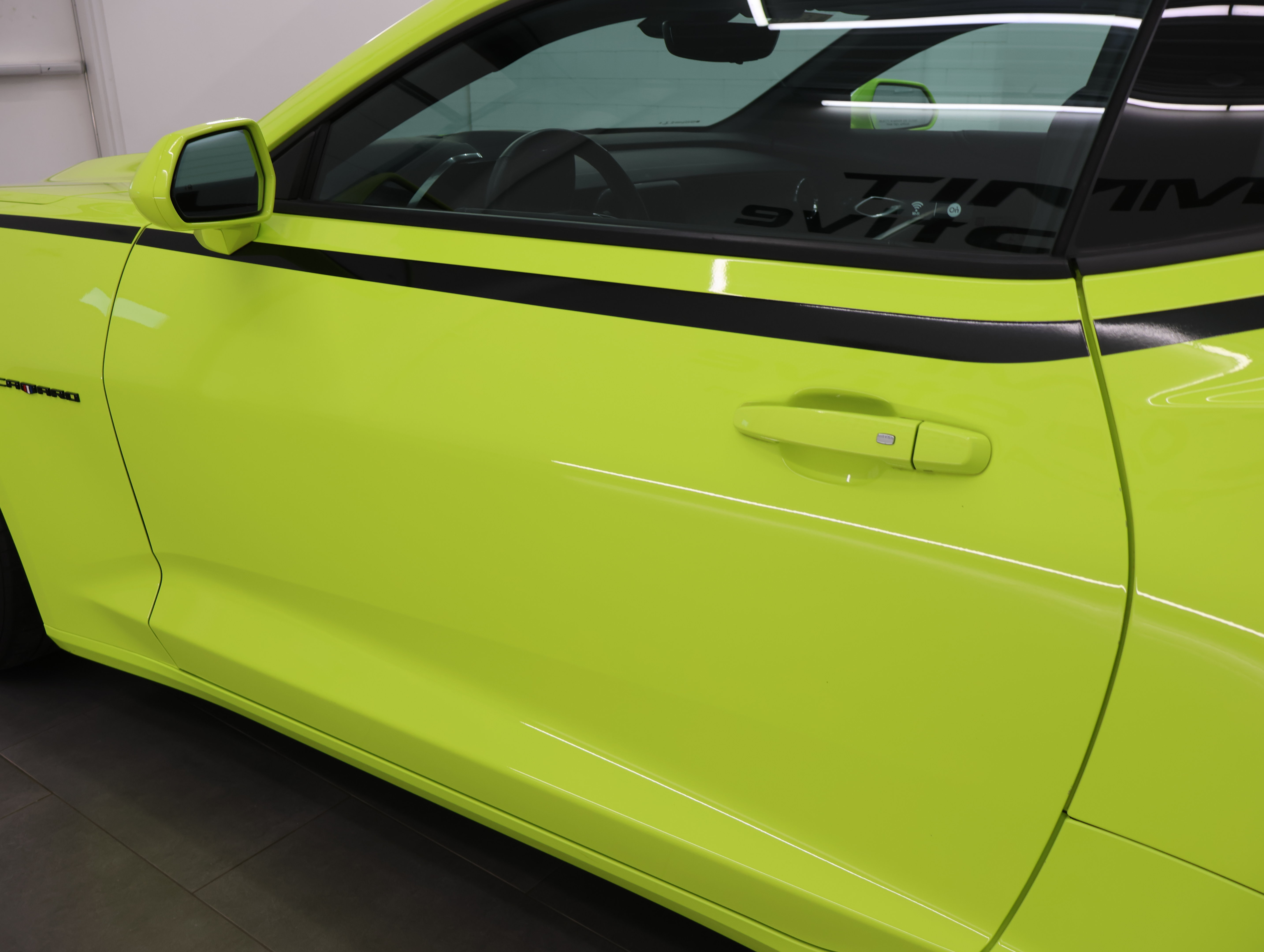 Used 2020 Chevrolet Camaro SS RWD image 31