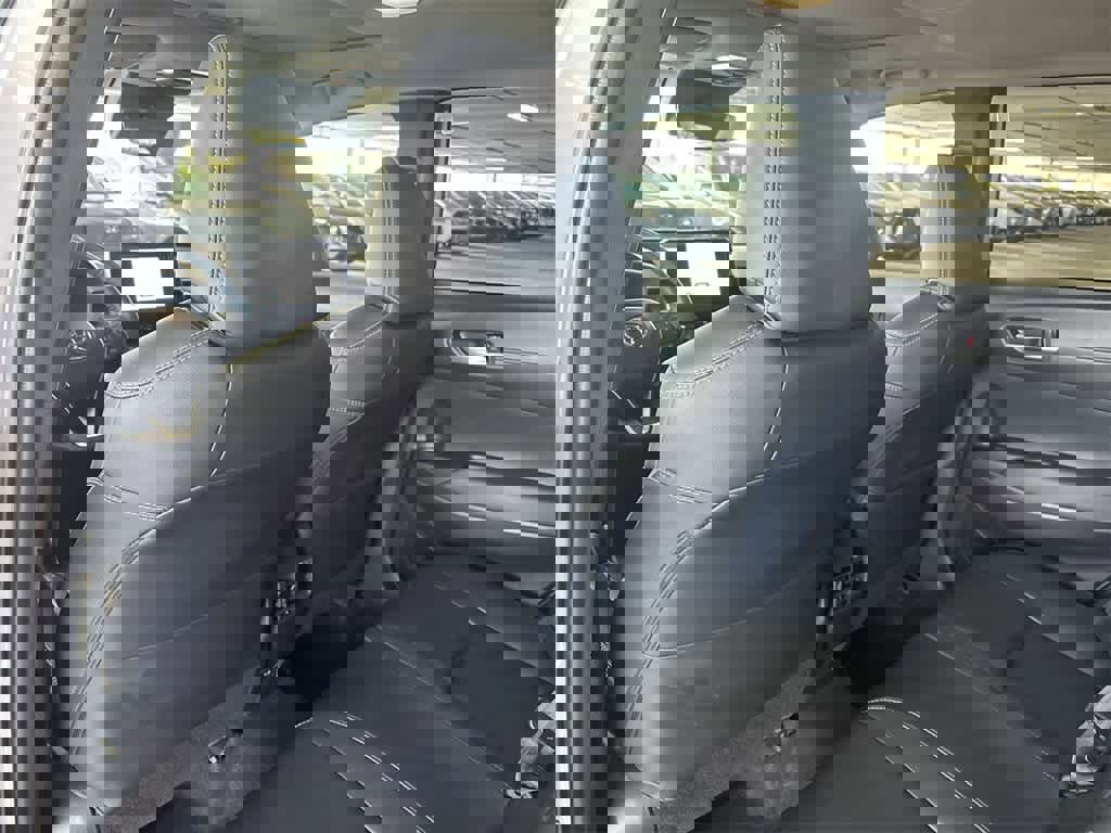 Used 2024 Toyota Corolla Cross XLE w/ Convenience Package image 23