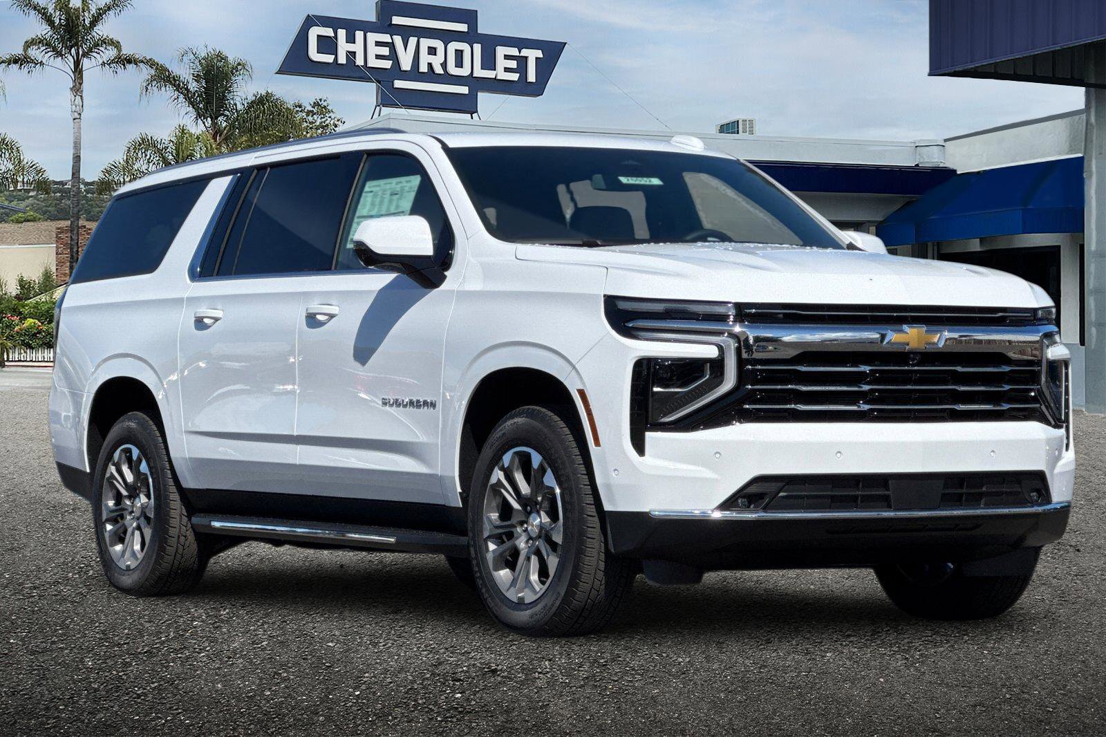 New 2026 Chevrolet Suburban LT w/ Comfort Package image 2