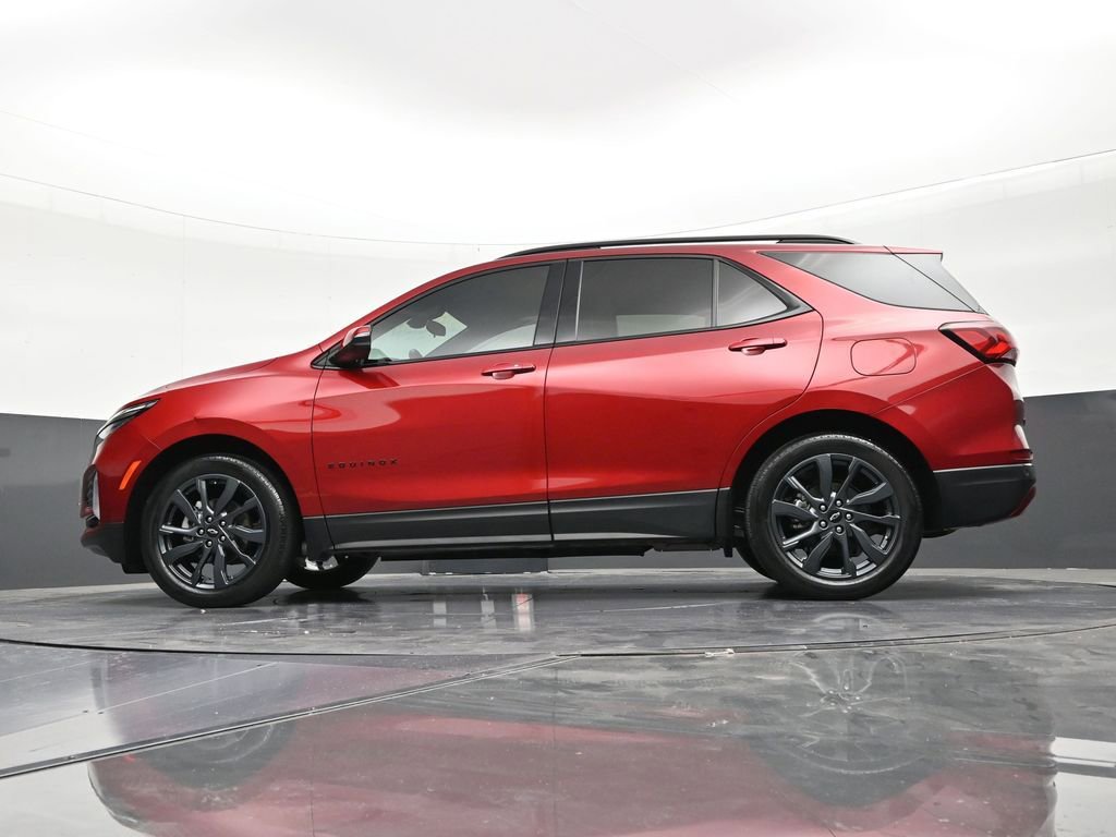 Used 2023 Chevrolet Equinox RS w/ RS Leather Package image 21