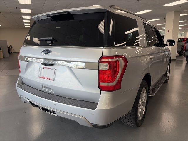 Used 2019 Ford Expedition XLT w/ Equipment Group 202A image 8