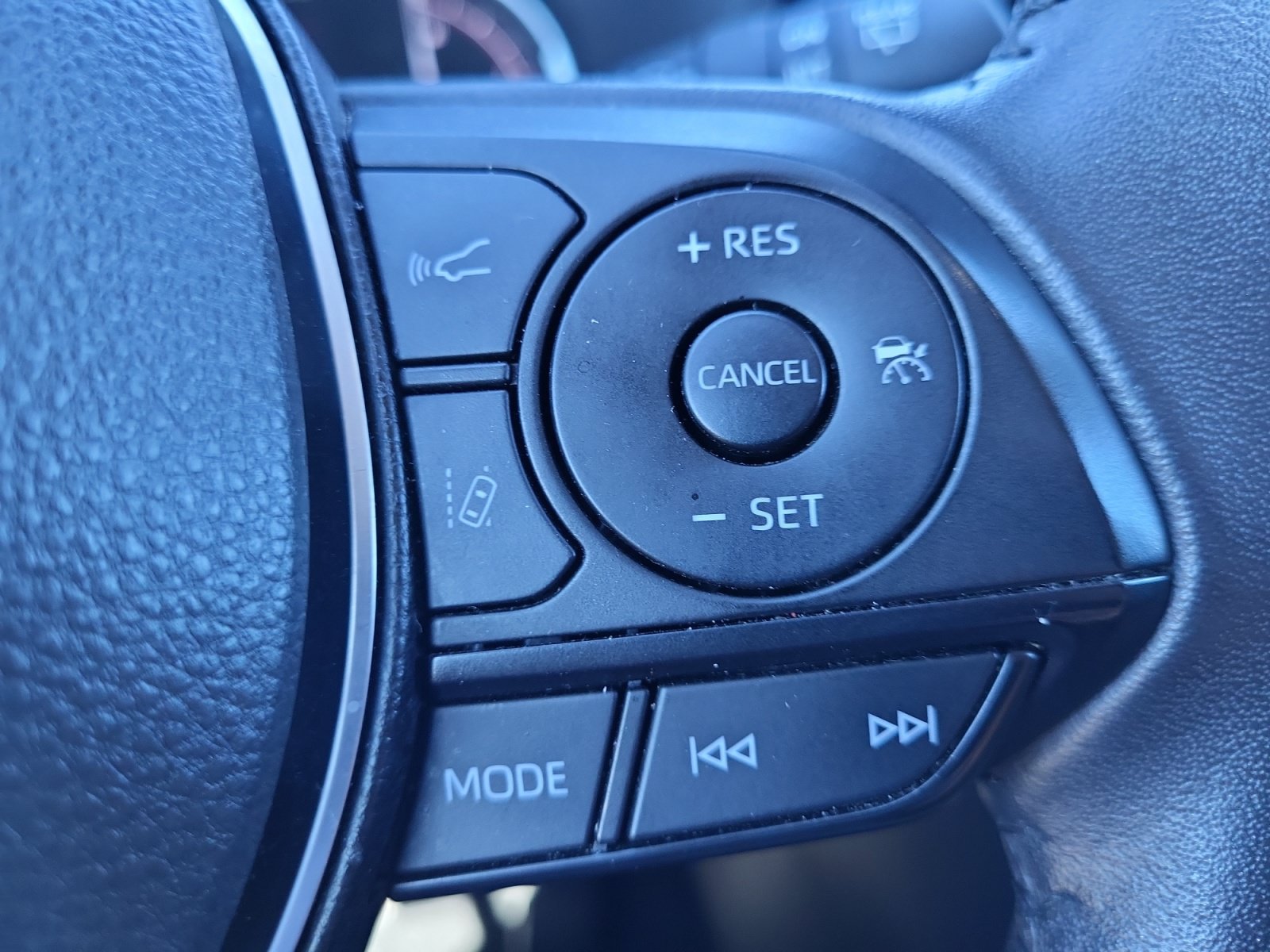 Used 2024 Toyota RAV4 Adventure AWD/4WD image 22