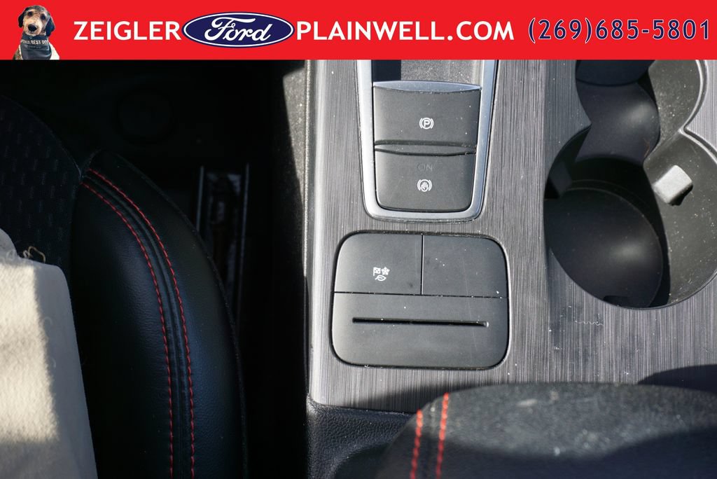 Used 2023 Ford Escape ST-Line Select AWD/4WD image 21
