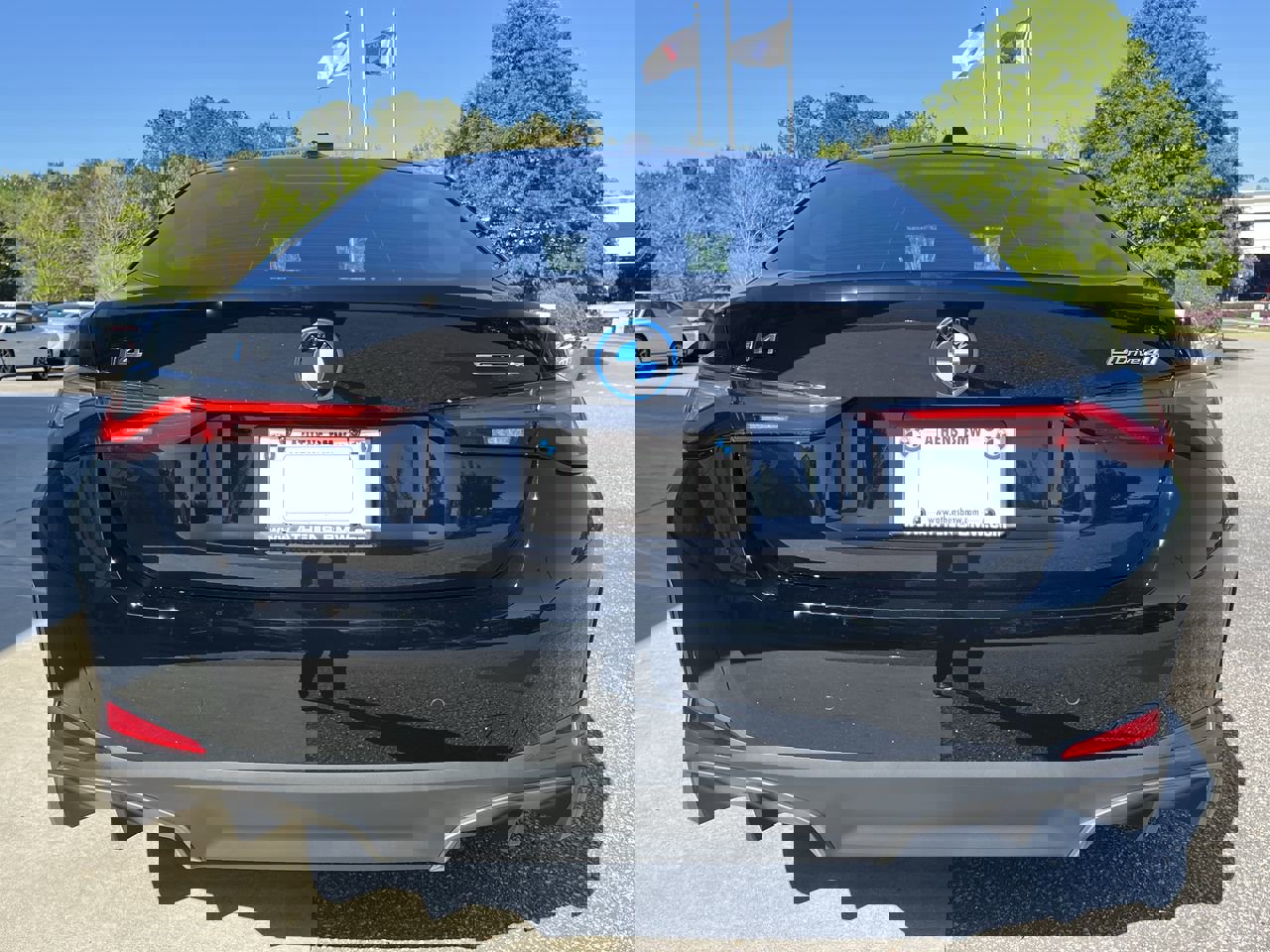 Used 2025 BMW i4 eDrive40 w/ Parking Assistance Package image 12