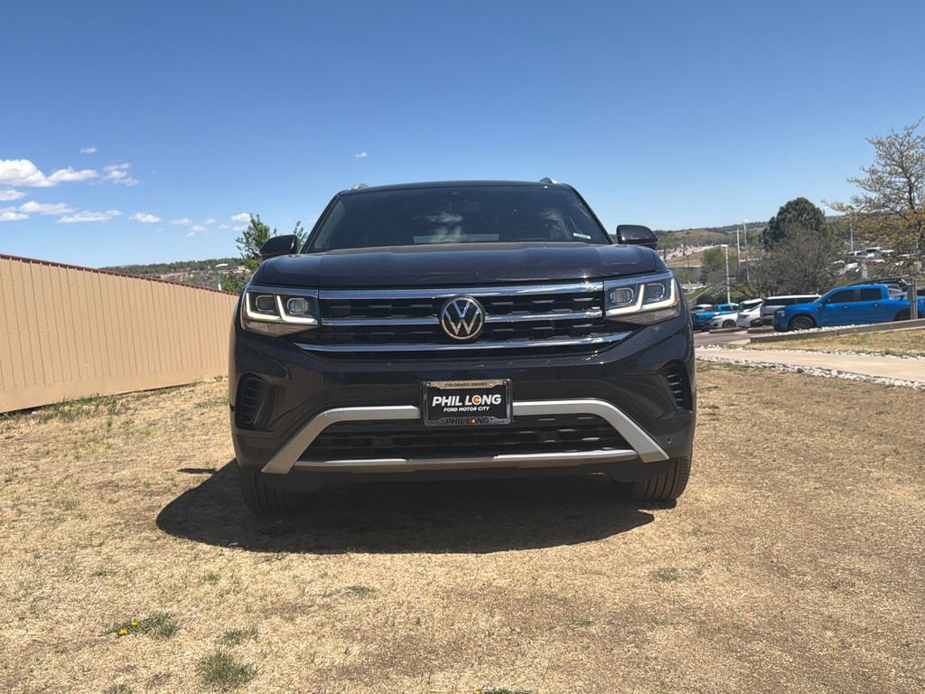 Used 2022 Volkswagen Atlas Cross Sport SEL image 2