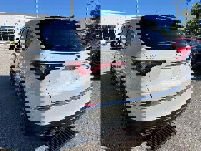 Used 2023 Acura MDX FWD w/ Technology Package image 3