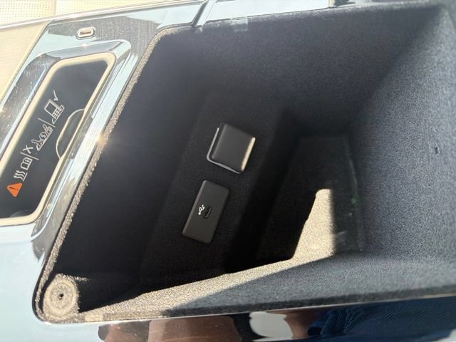 Used 2024 Cadillac Lyriq Sport w/ LPO, Floor Liner Package AWD/4WD image 19