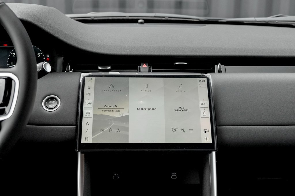 New 2025 Land Rover Discovery Sport S image 18