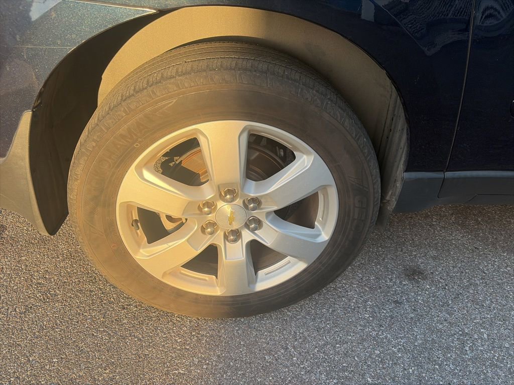 Used 2017 Chevrolet Traverse LT w/ Style and Technology Package FWD image 10