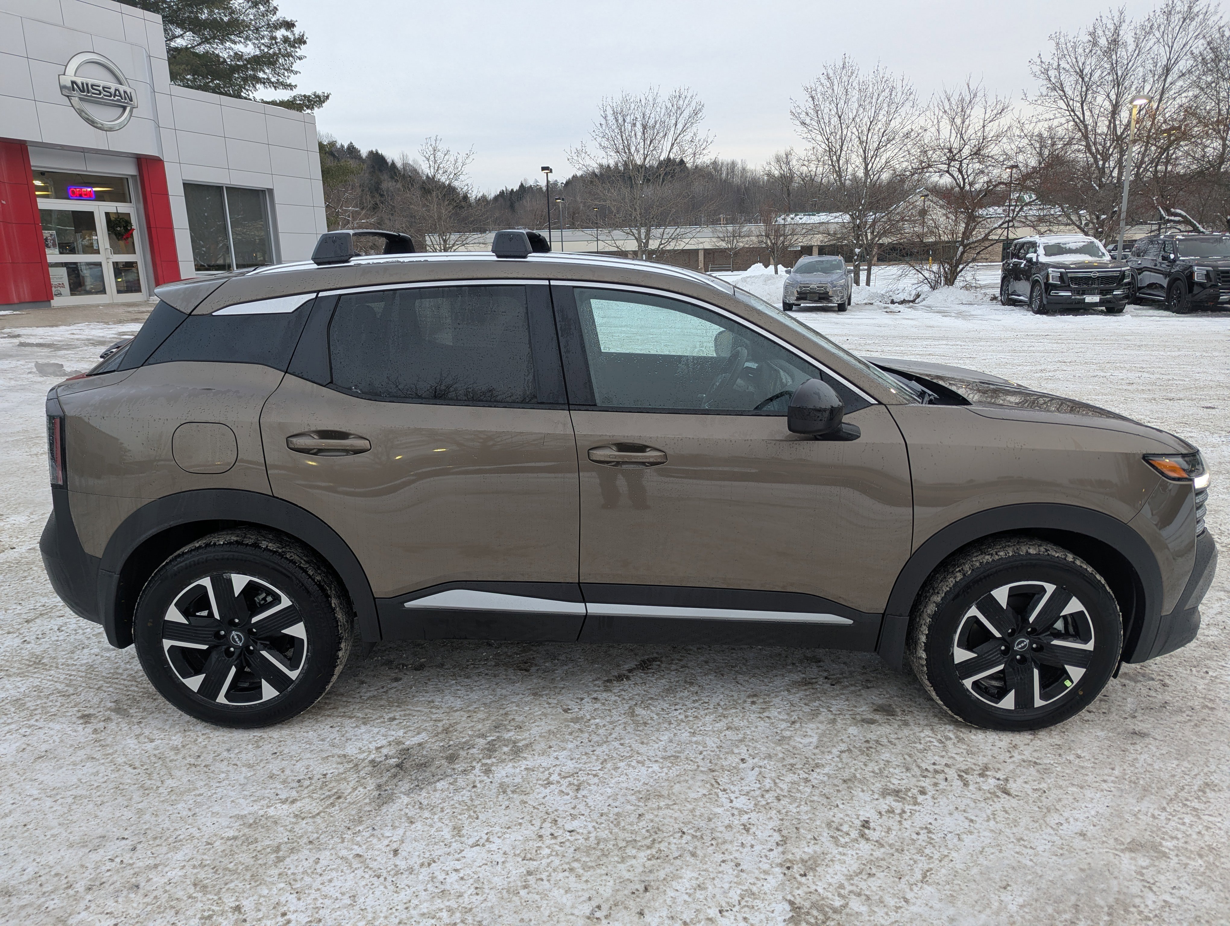 New 2026 Nissan Kicks SV w/ Cold Weather Package image 8
