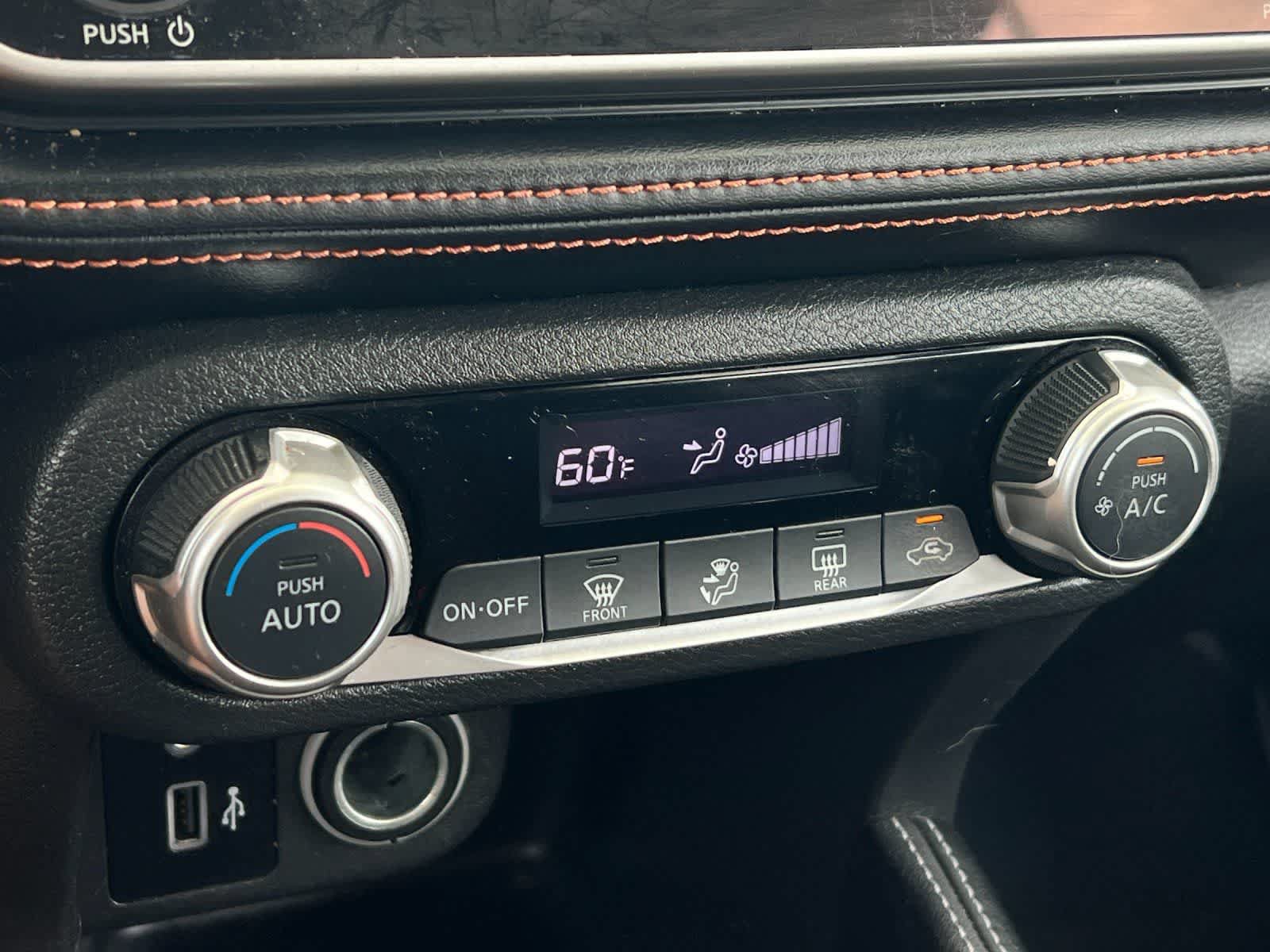 Used 2018 Nissan Kicks SR w/ Exterior Package FWD image 21