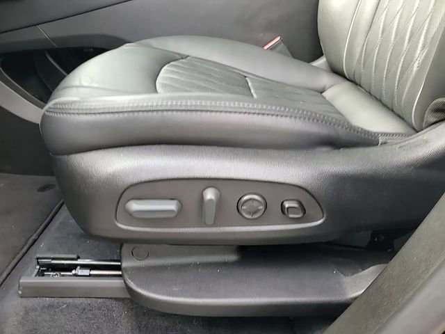 Certified 2023 Buick Enclave Avenir w/ Avenir Technology Package image 14