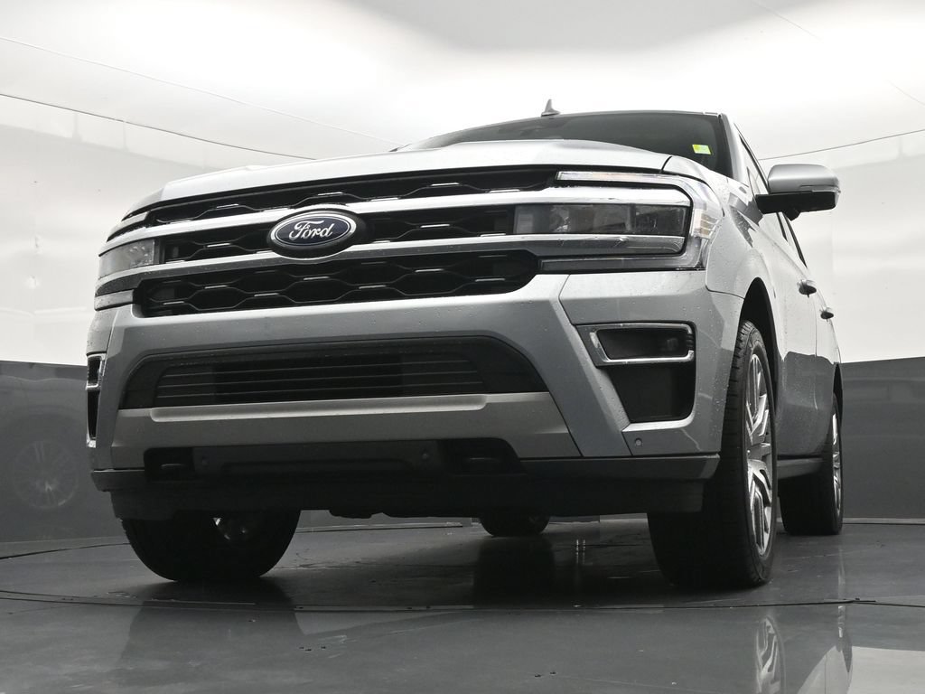 Used 2023 Ford Expedition Limited AWD/4WD image 30