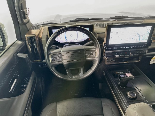 Used 2025 GMC Hummer EV 2X AWD/4WD image 11