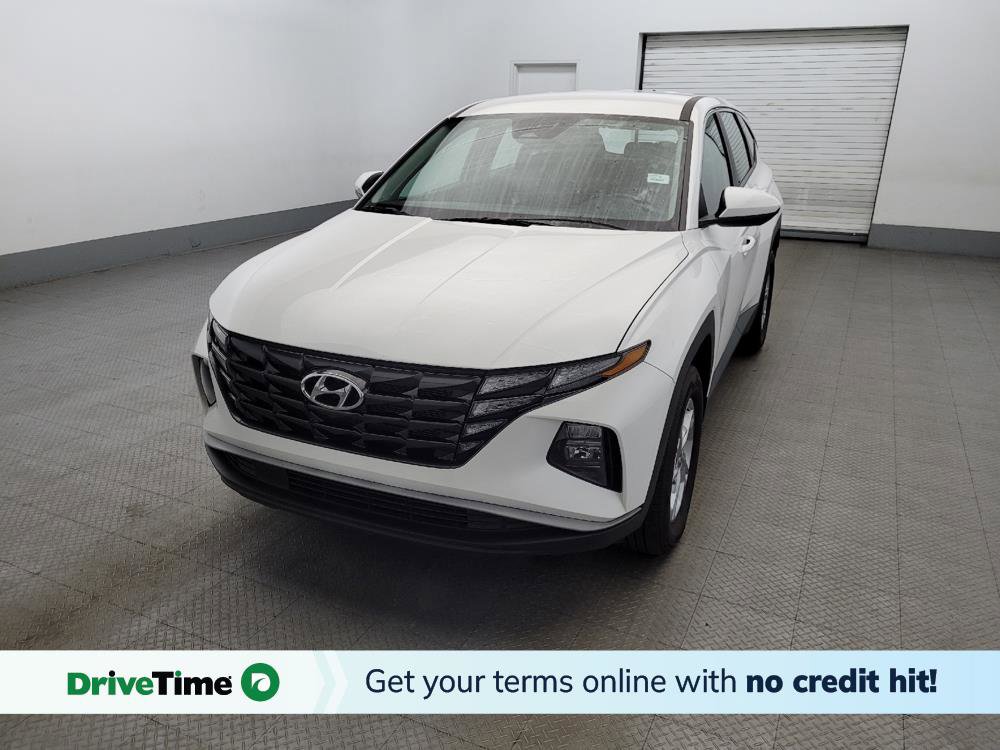 Used 2023 Hyundai Tucson SE image 1