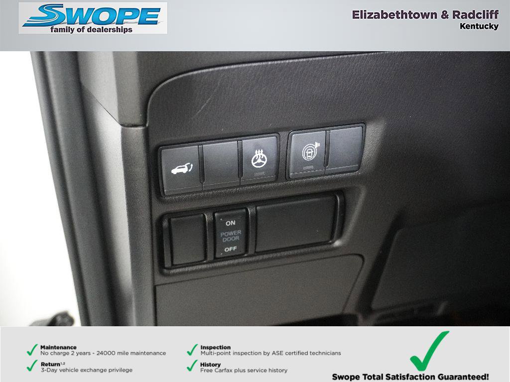 Used 2024 Nissan Armada Platinum w/ Captain's Chairs Package image 17