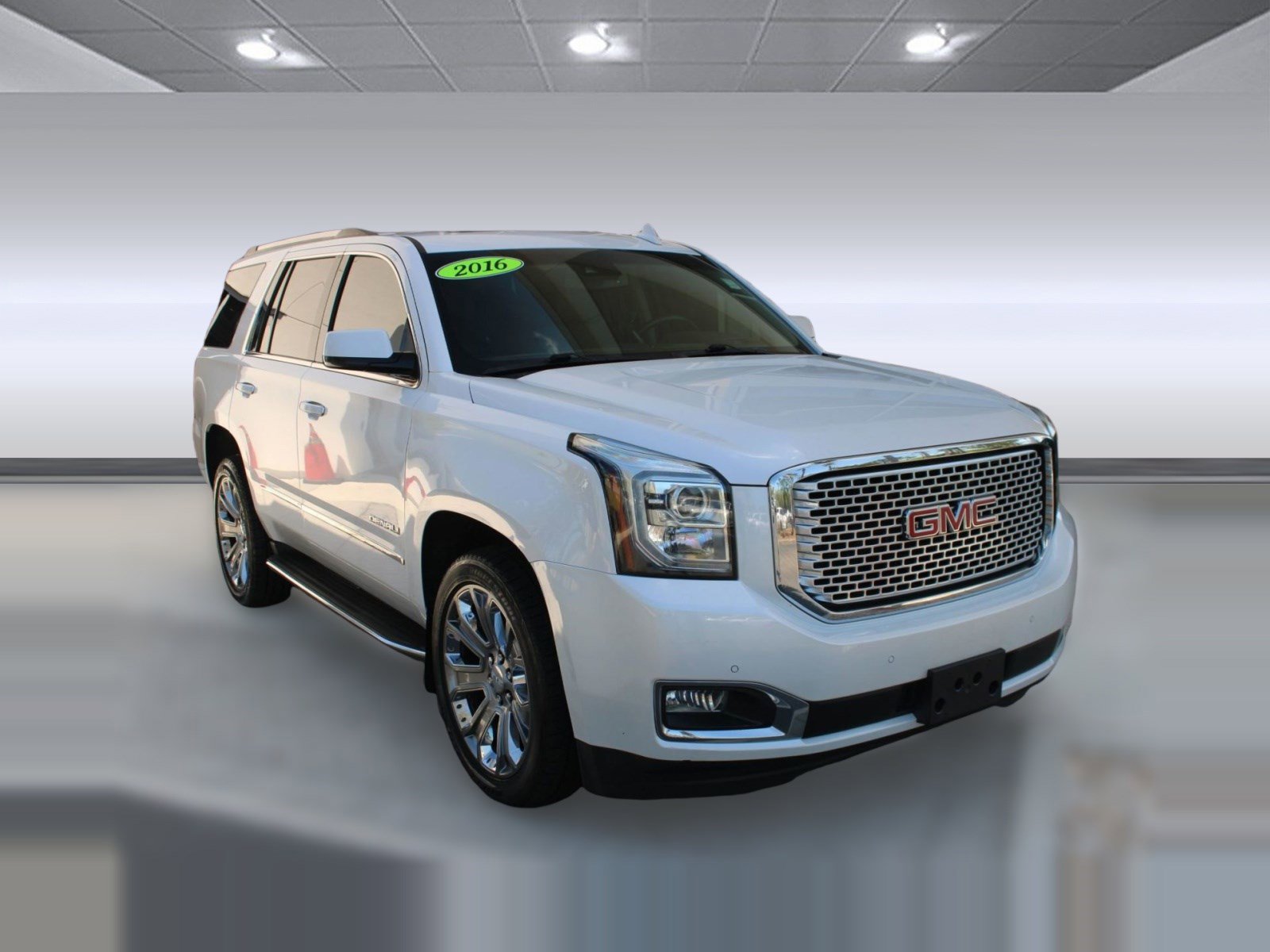 Used 2016 GMC Yukon Denali w/ Enhanced Security Package image 7