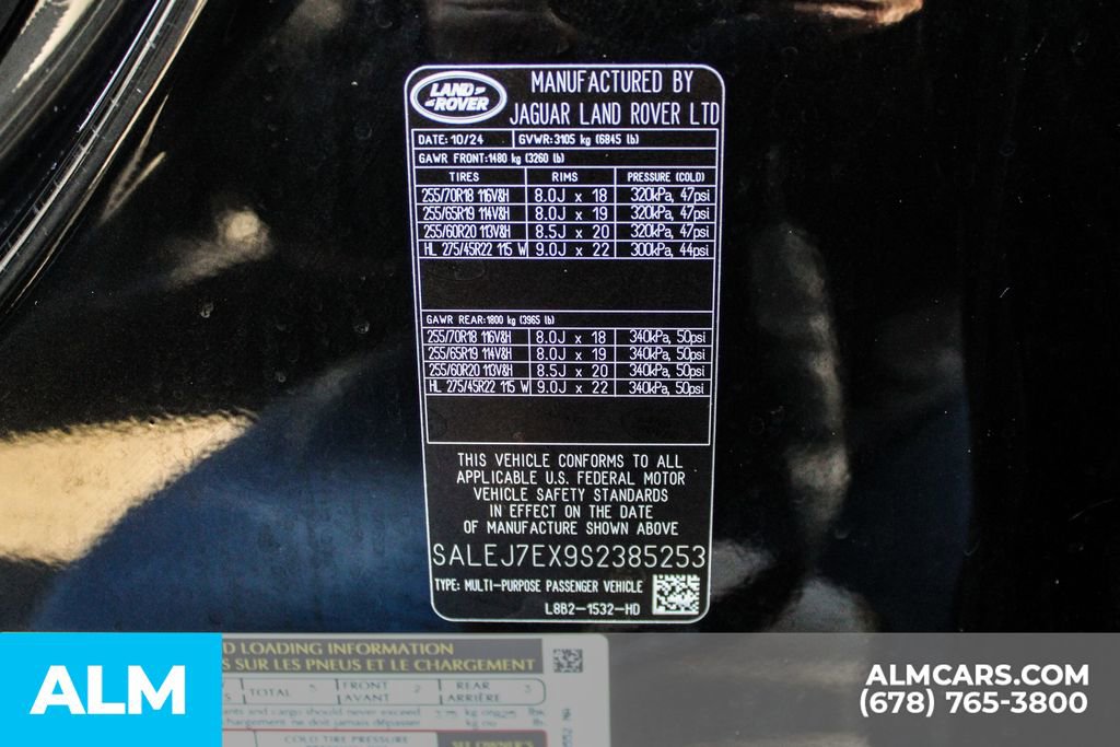 Used 2025 Land Rover Defender 110 S image 37