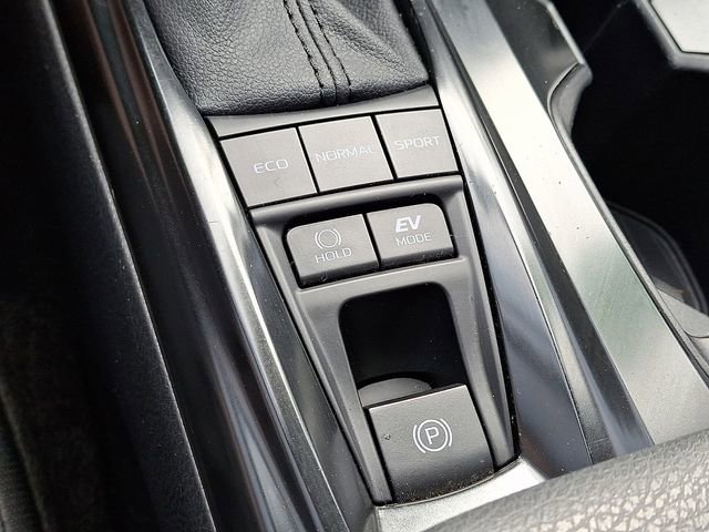 Certified 2025 Toyota Camry SE w/ Multimedia Upgrade Package FWD image 25