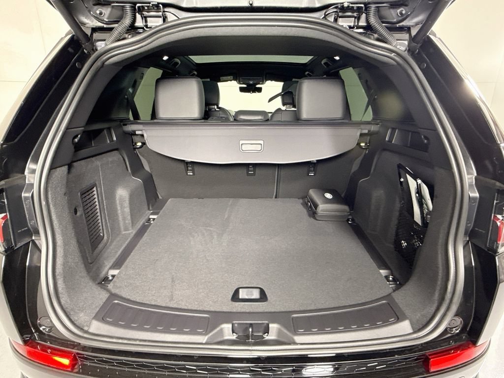 New 2026 Land Rover Discovery Sport Landmark AWD/4WD image 28