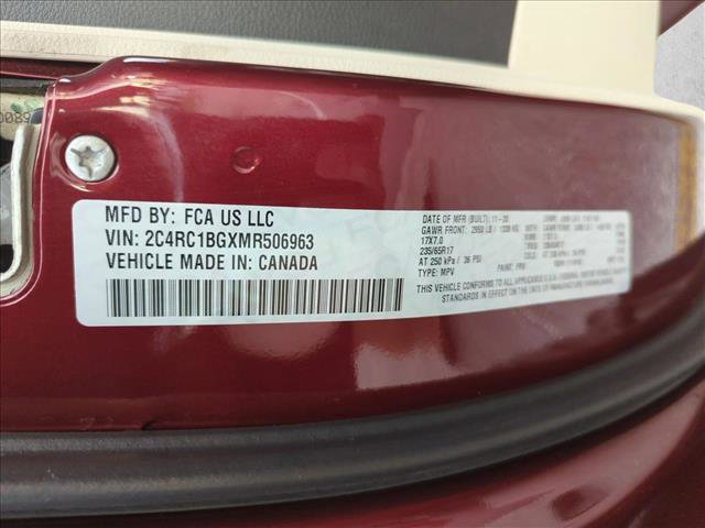 Used 2021 Chrysler Pacifica Touring-L w/ Premium & Safety Sphere Group FWD image 24