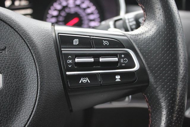 Used 2022 Kia Stinger GT-Line w/ Sun & Sound Package image 17