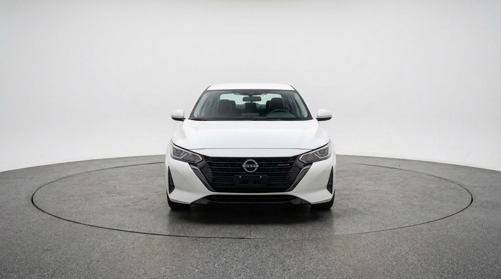 Used 2025 Nissan Sentra SV image 2