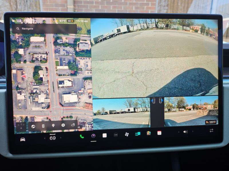 Used 2023 Tesla Model X Plaid image 44