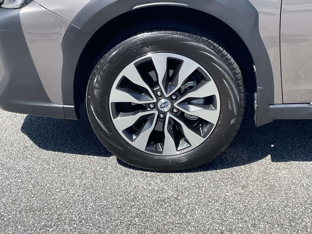 Certified 2023 Subaru Outback Limited image 9