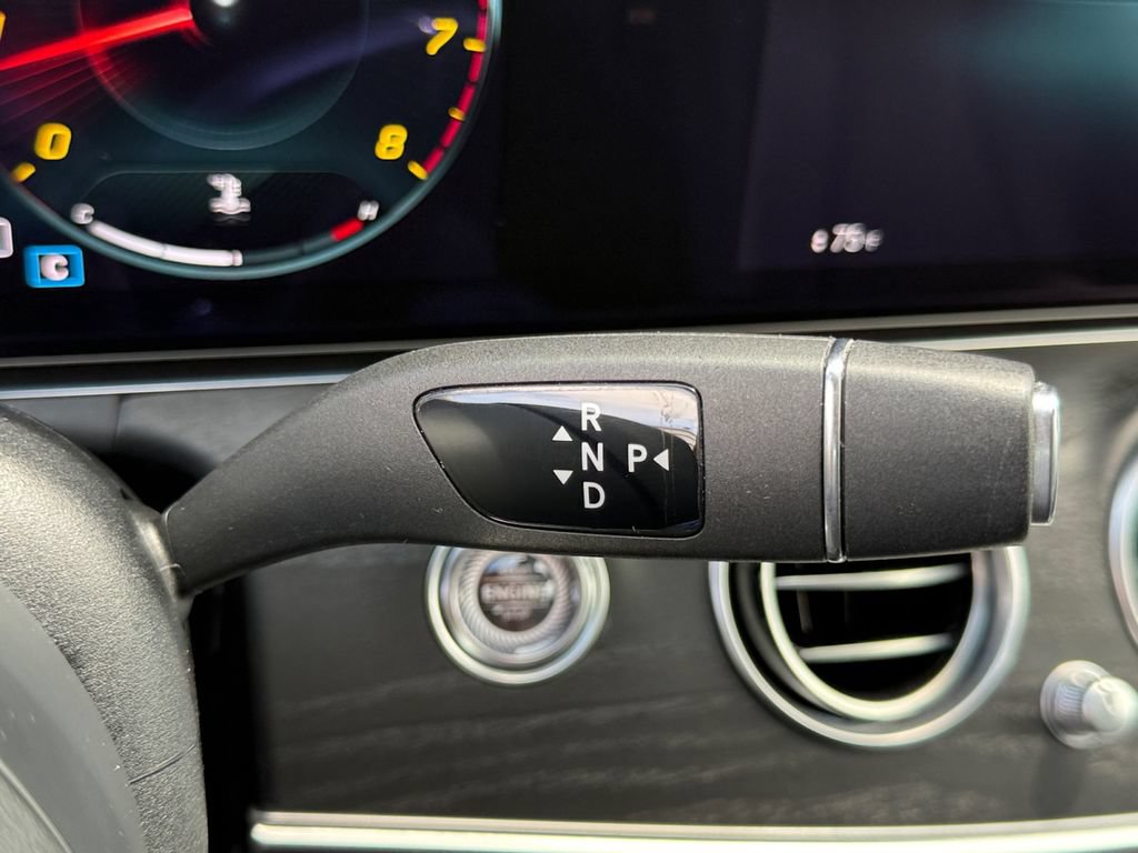 Used 2023 Mercedes-Benz E 350 4MATIC Sedan image 20