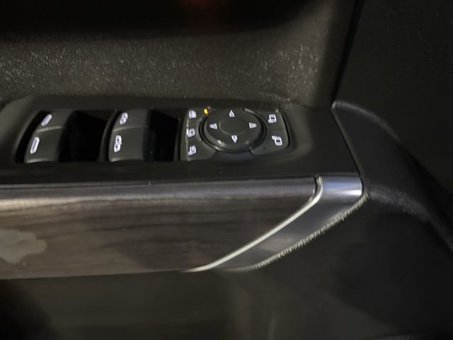 Used 2020 Chevrolet Silverado 2500 LTZ w/ LTZ Premium Package image 35