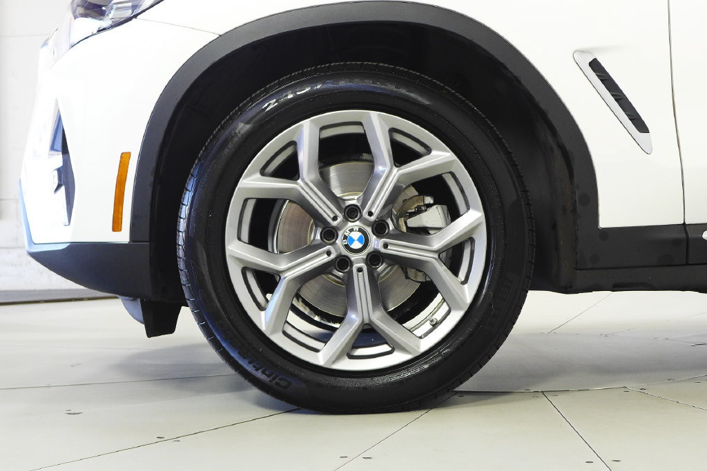 Used 2024 BMW X3 sDrive30i w/ Convenience Package RWD image 5