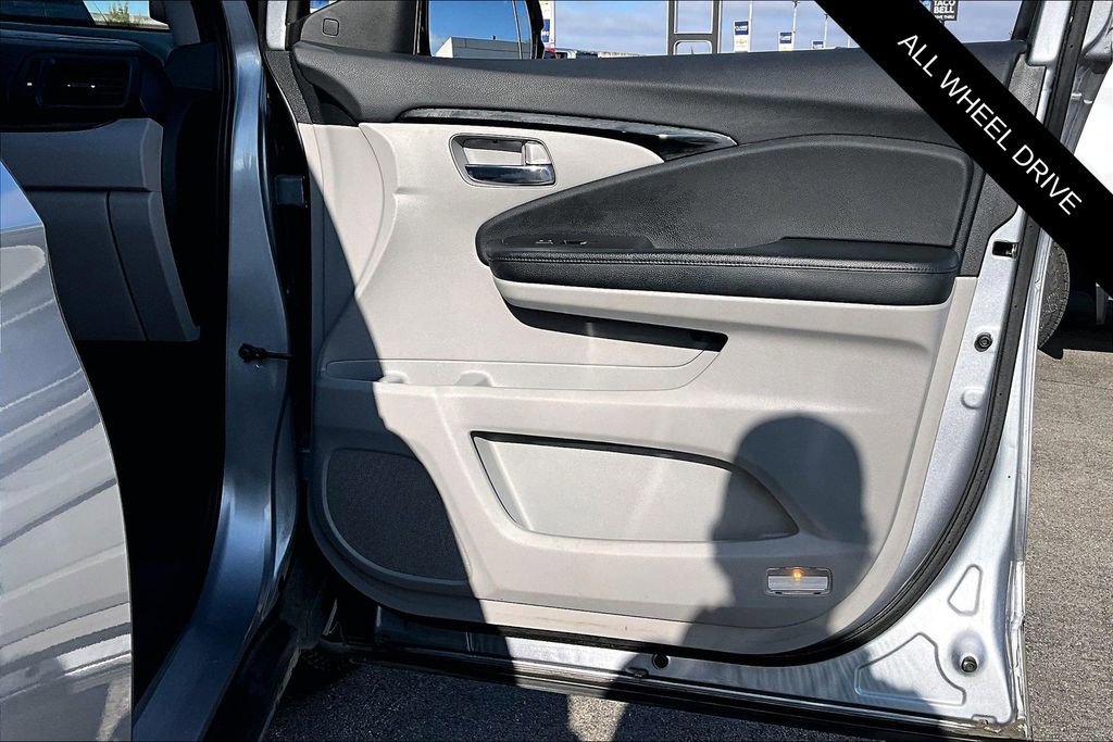 Used 2019 Honda Pilot Elite image 28