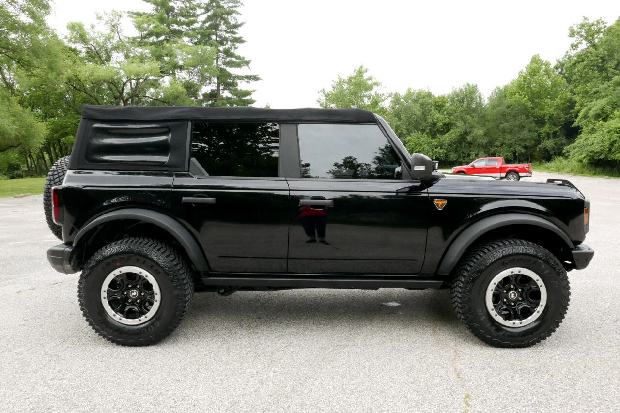 Used 2021 Ford Bronco Badlands image 5