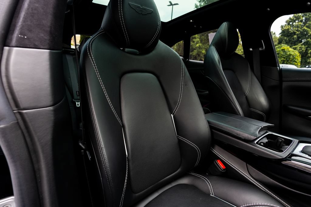 Used 2021 Aston Martin DBX AWD/4WD image 41